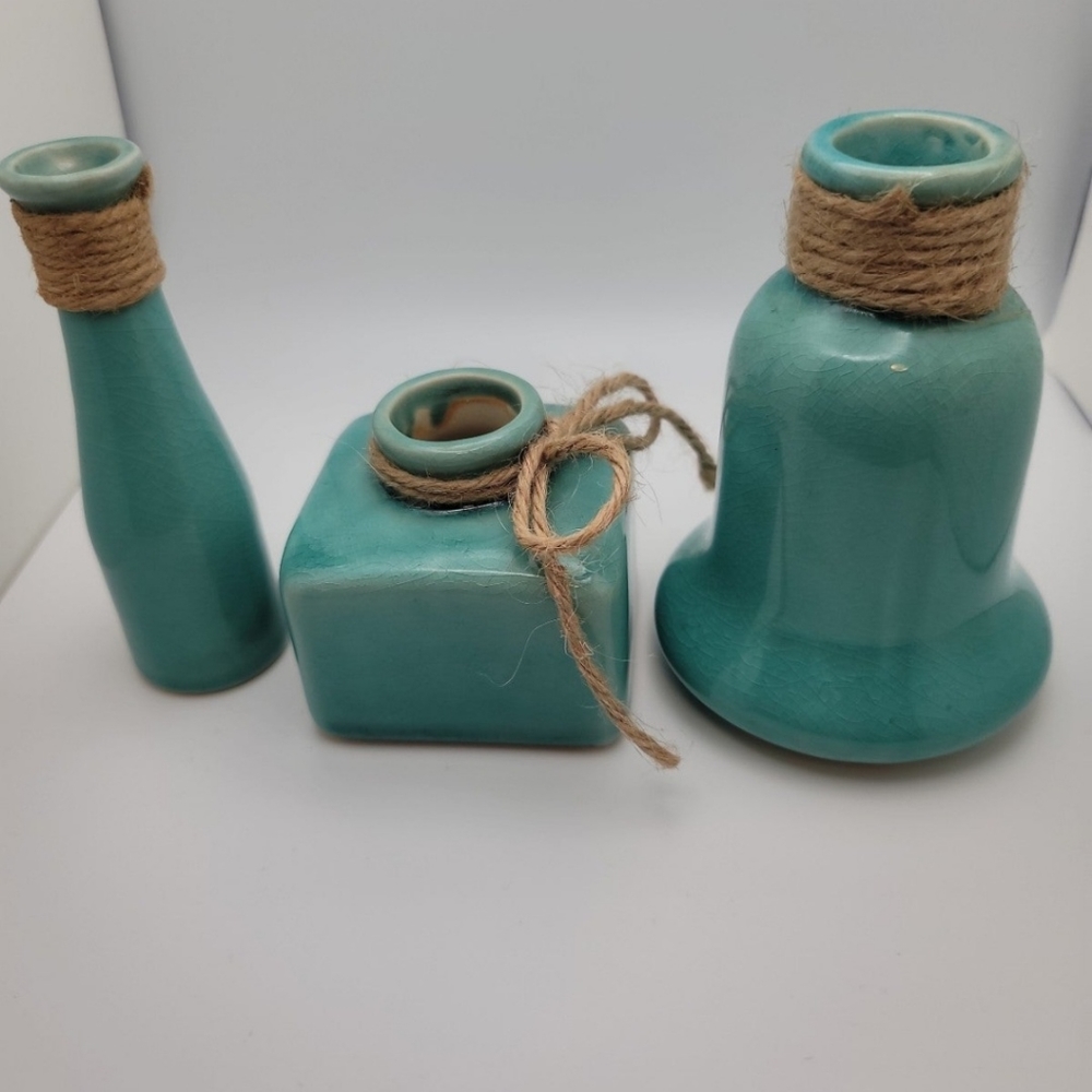 Turquoise mini Vases - Picture 12 of 12